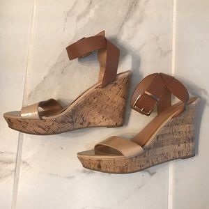 Nude Wedges